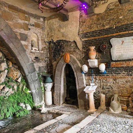 Little Medieval House Nettuno Bagian luar foto