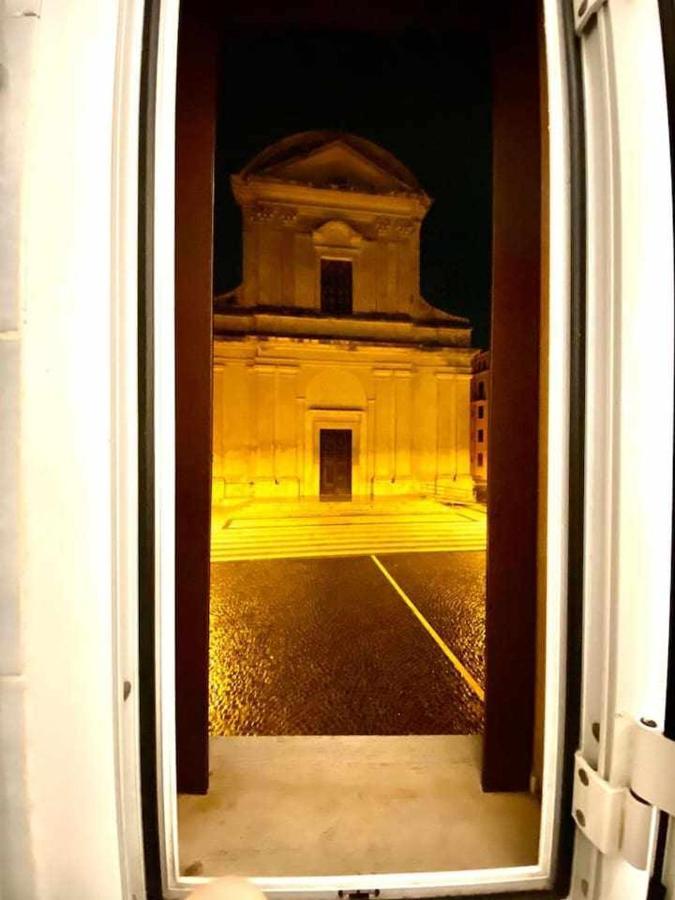 Little Medieval House Nettuno Bagian luar foto